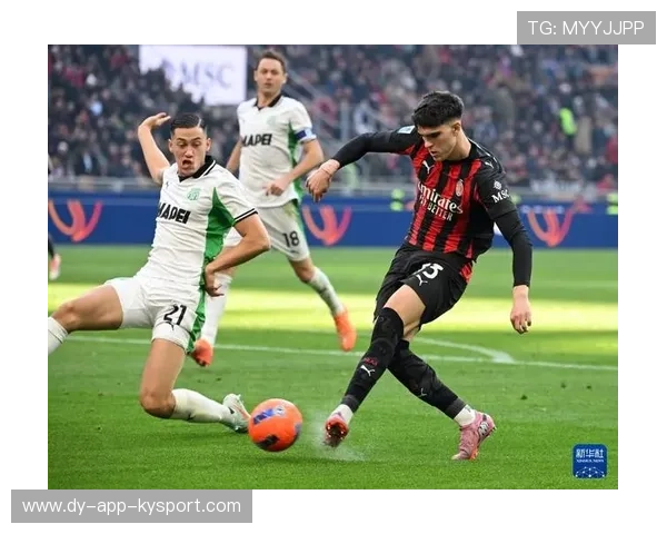 AC米兰战平，暂缓止步领先集团，ac米兰v